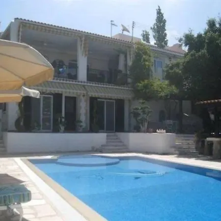 Kamares Hotel Tala